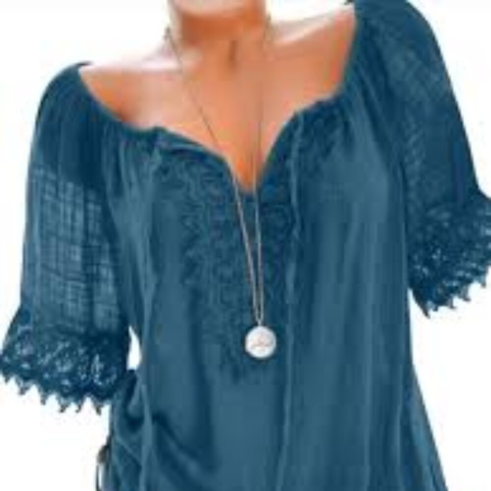 EMERY ROSE CONTRAST LACE LOOSE SHIRT SZ M